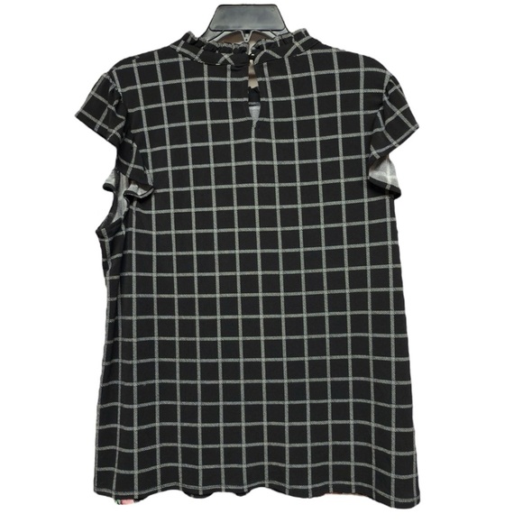 Elle Pink and Black Boxy Blouse with Ruffled Cap Sleeves - Picture 2 of 4